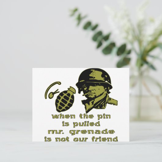 Grunt, wenn das Button gepanzert wird Mr. Grenade Postkarte (Stehend Vorderseite)