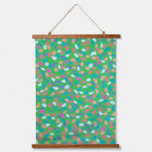 Grüntöne des Frühlings Malerische Kunst Wandteppich Mit Holzrahmen (Vorderseite)