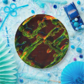 Grüntöne, die in Flammen entwässert werden Pappteller (Party)