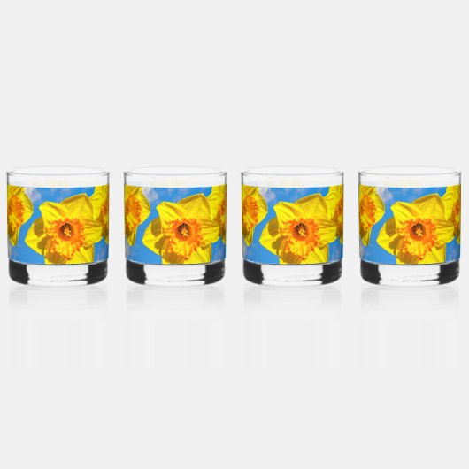 Gruppe der Daffodils Goldmedaille-Blume Whiskyglas (Hinten)