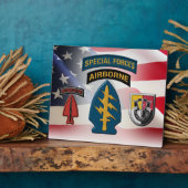 Gruppe der Spezialeinheiten (IM FLUGZEUG) Fotoplatte (Seite)