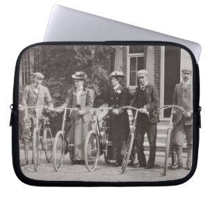 Gruppe Edwardian Radfahrer, frühe 1900s (b/w pH Laptopschutzhülle