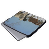 Gruppe Miniaturpferde im Schnee Laptopschutzhülle (Vorne Knopf)