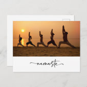 Gruppe von Menschen Yoga mit Namaste Wort Postkarte (Vorne/Hinten)
