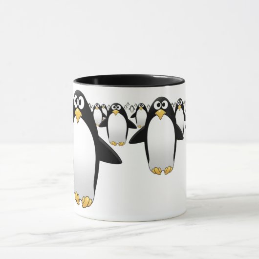 Gruppe von Penquins auf einer Kaffee-Tasse Tasse (Zentrum)