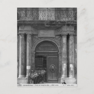 Gruppe von Schülern, die das Hotel de Ville verlas Postkarte