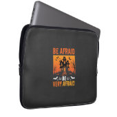 Grusel-Haus Halloween-Design Laptopschutzhülle (Vorne Rechts)