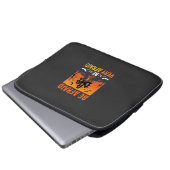 Grusel-Haus Halloween-Design Laptopschutzhülle (Vorne Knopf)