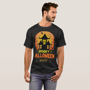 Gruselige Halloween-Nacht . Trendiges Halloween-T- T-Shirt