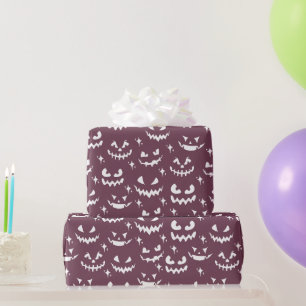 Gruselige Jack-O'-Lantern-Gesichter violetter Hall Geschenkpapier