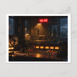 Gruselige Radio-Station Postkarte - Vintage-Horror