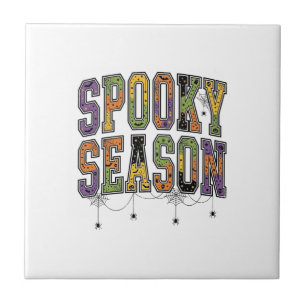 Gruselige Saison Vintage Halloween-Typografie-Desi Fliese