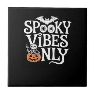Gruselige Stimmung nur Halloween Faultier Oversize Fliese