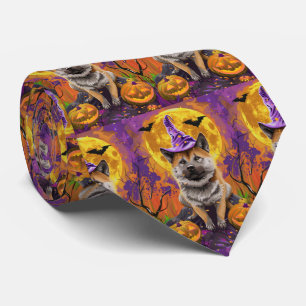 Gruseliger Akita-Halloween-Hexer und Kürbis Krawatte