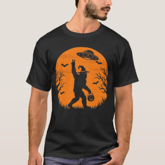Gruseliger Halloween Bigfoot UFO Sasquatch Kryptid T-Shirt