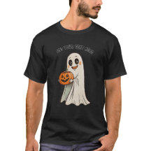Gruseliger Halloween-Geist mit Kürbis