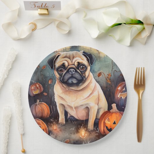 Gruseliger Halloween-Mops mit Kürbissen Pappteller (Hochzeit)