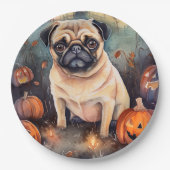 Gruseliger Halloween-Mops mit Kürbissen Pappteller (Vorderseite)