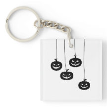 Gruseliger hängender Kürbis