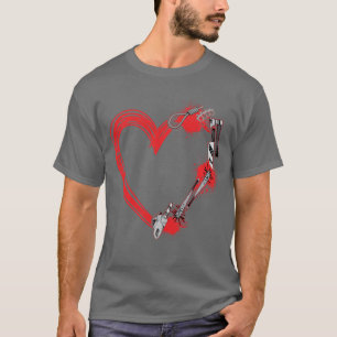 Gruseliger Horrorfilm Kettensäge Messer Herz Blut T-Shirt