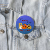 Gruseliger Kürbis-Trick-or-Treat-Button Button (Beispiel)