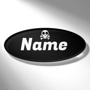gruseliger Totenschädel auf schwarzem Hintergrund Namenschild