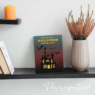 Gruseliges Spukhaus Halloween-Party Einladungspostkarte