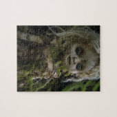 Gruselpuppe im Wald Puzzle (Horizontal)