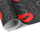 Grüße aus Schweden Red Lipstick Kiss Black Geschenkpapier (Rolleneckpunkt)