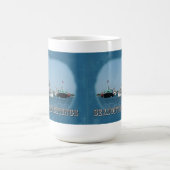 Grüße der Saison - Chatham Harbour Boats Kaffeetasse (Mittel)