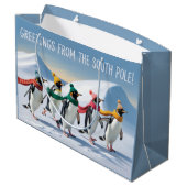 "Grüße vom Südpol" Pinguin-Design Große Geschenktüte (Rückseite Schrägansicht)