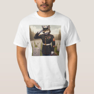 grüßender Marine Corps Wolf T-Shirt