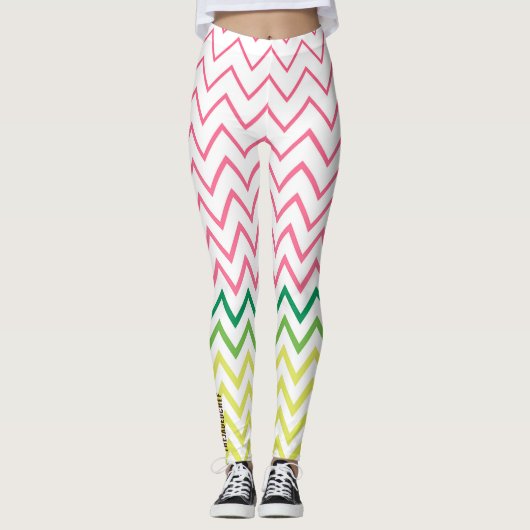 Guac & Glow: Multi-Color Chevron Leggings (Vorderseite)