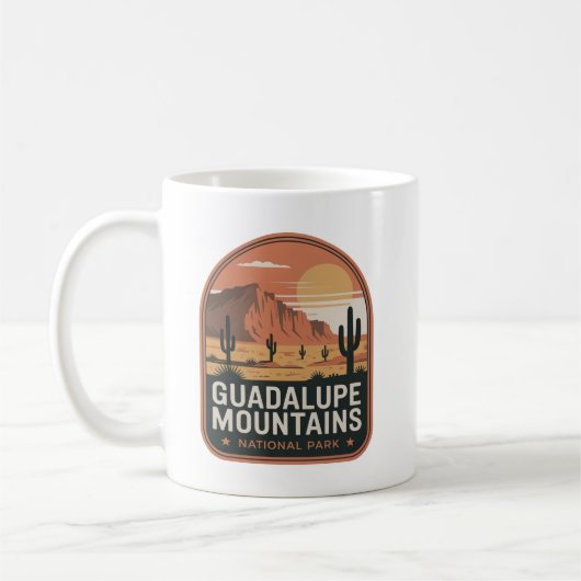 Guadalupe Mountains Retro-Wüsten-Reiseabzeichen Kaffeetasse (Links)