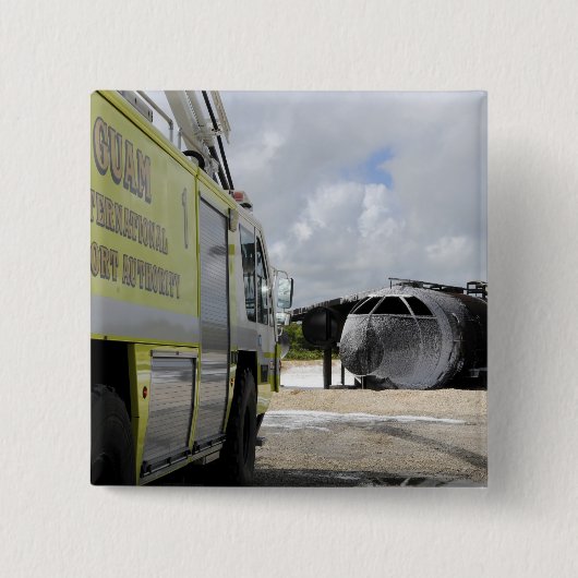 Guam's WONPAT Airport Button (Vorderseite)