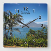 Guatemala, die wunderschöne Landschaft der Natur Quadratische Wanduhr (Vorderseite)