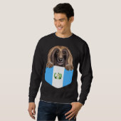 Guatemala Flag Afghan Hound Dog In Pocket Sweatshirt (Vorne ganz)