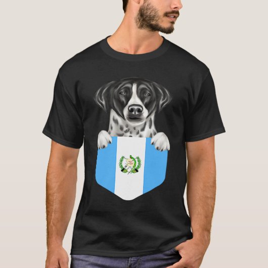 Guatemala Flag Pointer Dog In Pocket T-Shirt (Vorderseite)
