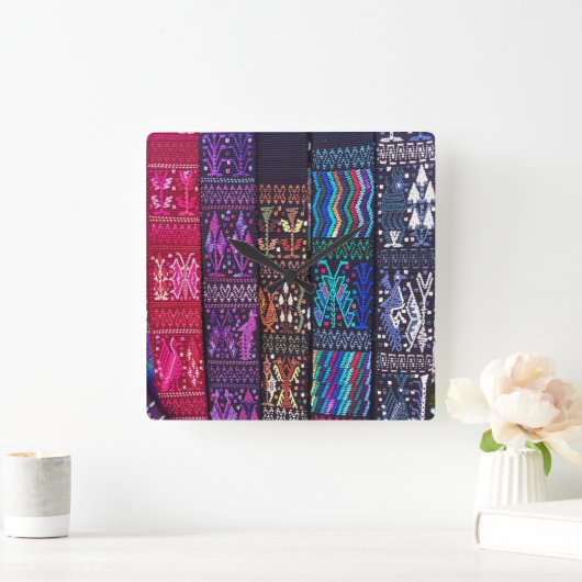 guatemaltekische Textildesigns Quadratische Wanduhr (Zuhause)