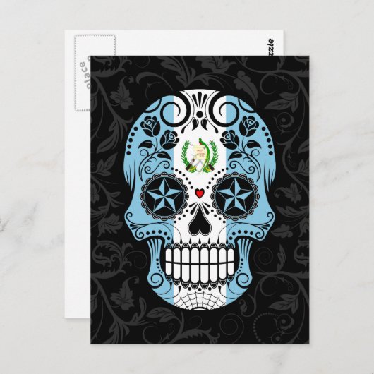 Guatemaltekischer Flaggenzuckerschädel mit Rose Postkarte (Vorne/Hinten)