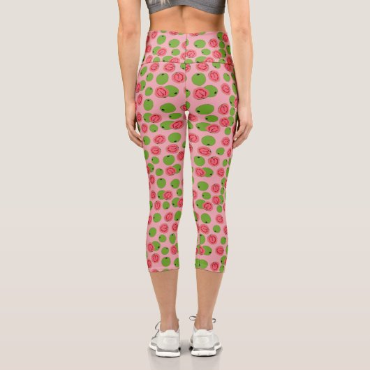 Guava Fruit Pattern Capri Leggings (Rückseite)