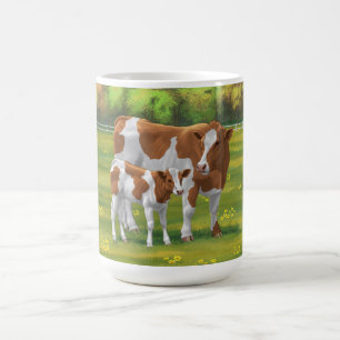 Guernsey Kuh & Niedlich Calf im Sommer Weide Kaffeetasse