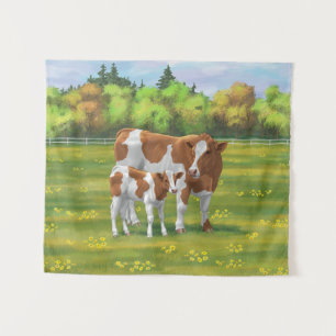 Guernsey Kuh & Niedlich Calf im Sommer Weide Wandteppich