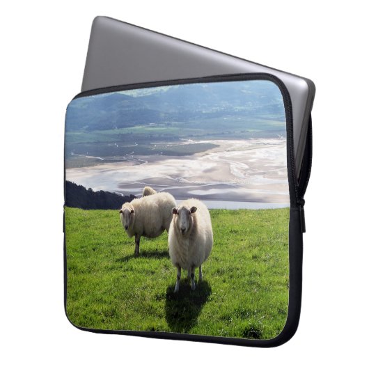 GUH BERGSCHAFT LAPTOPSCHUTZHÜLLE (Vorderseite Links)