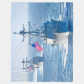 GUIDED-MISSILE DESTROYER - DDG-102 FLEECEDECKE (Vorderseite)