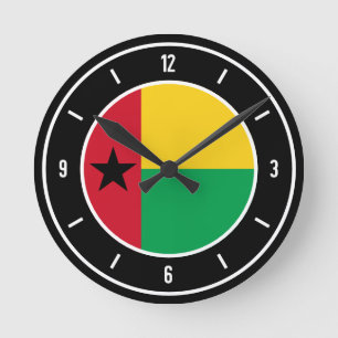 Guinea-Bissau-Flagge Runde Wanduhr