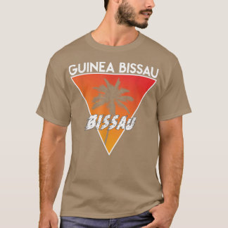 Guinea bissau mit sonnigen Farben T-Shirt