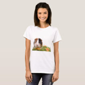 guinea pigs man hat lawn T-Shirt (Vorne ganz)