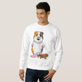 Guinea Schwein als Skater mit Skateboard Sweatshirt (Vorne ganz)