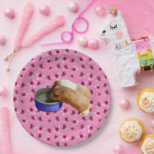 Guinea Schweine auf rosa Blüten, Pappteller (Party)